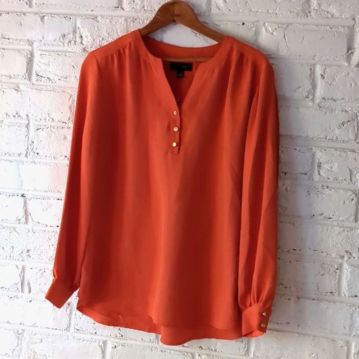 Beautiful Orange Blouse With Gold Buttons. Elegant Orange Blouse For Work, Chic Orange Tops For Workwear, Chic Orange Tops For Work, Elegant Orange Blouse For Fall, Elegant Orange Tops For Fall, Elegant Orange Top For Fall, Casual Orange Tops For Work, Chic Orange Fall Blouse, Casual Orange Blouse For Work