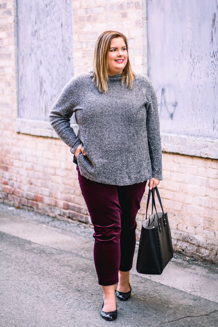 Casual Office Party Outfit Winter, Daytime Holiday Party Outfit, Professional Holiday Party Outfit, Casual Holiday Party Outfit Plus Size, Plus Holiday Outfits, Holiday Company Party Outfit, Office Christmas Party Outfit Plus Size, 2023 Holiday Outfits, Winter Party Outfit Plus Size