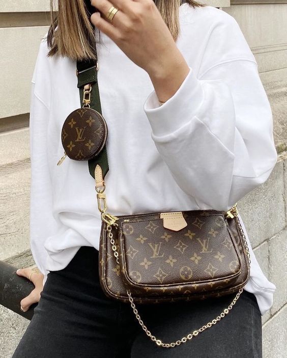 LOUIS VUITTON | LV BAG | MONOGRAM | ICONIC | INSPIREREN | FASHION | FASHION WEEK | TRENDS | LOOKS | LEATHER | LEER | BAGS | TASSEN | MODE | FASHION | SPRING/SUMMER | BLOGGER | AUTUMN/WINTER | INFLUENCER | CELEB | RUNWAY | VINTAGE | 2021 | AMSTERDAM | DESIGNER BAGS | LUXURY | RUNWAY |INTERNATIONAL STYLE INSPIRATION | TWEEDEHANDS | QUOTE | DREAMS | TODAY IS PERFECT DAY TO START LIVING YOUR DREAMS | INSPIRATION | SHOP VINTAGE DESIGNER ON http://www.etoile-luxuryvintage.com Louis Vuitton Taschen, Louis Vuitton Nails, Lv Crossbody Bag, Louis Vuitton Bag Outfit, Vuitton Outfit, Pochette Louis Vuitton, Sac Louis Vuitton, Louis Vuitton Backpack, Louis Vuitton Crossbody Bag