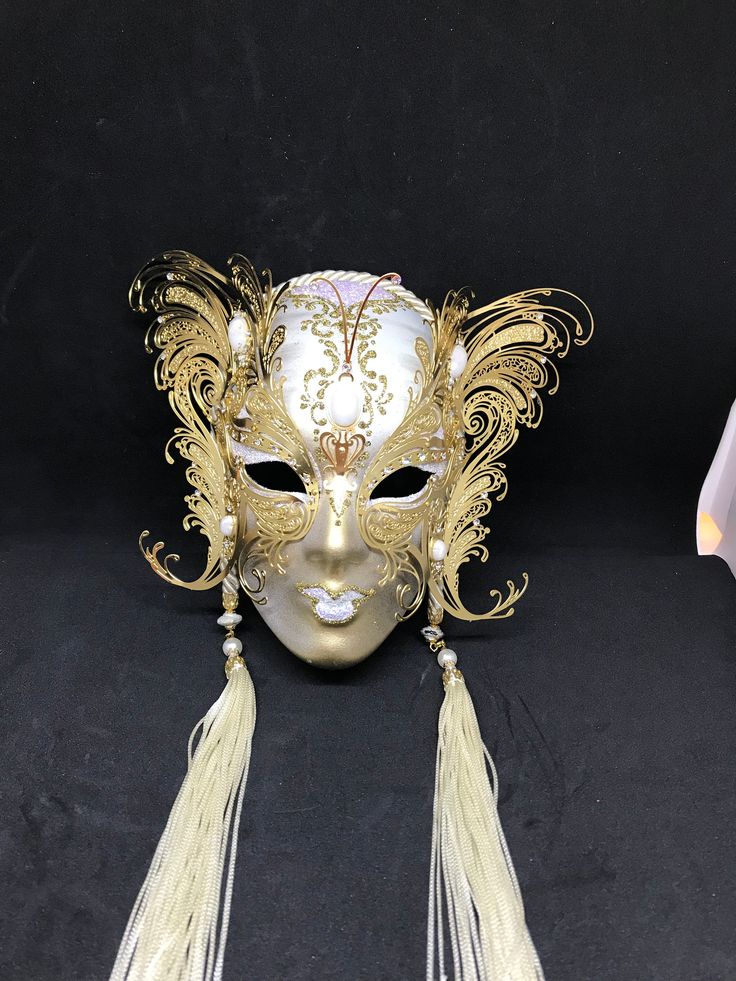 Venetian Mask for decoration - Traditional and original papier-mache Venetian mask, handmade and decorated with metal insert, gold-leaf and glitters,enriched with Swarovski crystals. Dimension::Hight 31cm,width 24cm Decoration only,not wereable All our masks are handmade papier-machè masks made in Venice. Our decorators use techniques typical of the Venetian tradition such as stucco, acrylics, gold and silver-leaf, macramè, passementerie, glitters and crequelè to offer you a wide range of origin Gold Full Face Masks For Carnival, Gold Full Face Masks And Prosthetics For Carnival, Gold Full-face Masks And Prosthetics For Carnival, Gold Baroque Masquerade Mask For Carnival, Full Face Gold Masquerade Mask For Carnival, Gold Full Face Masquerade Mask For Carnival, Gold Masquerade Mask For Carnival Festivals, Gold Baroque Masks For Mardi Gras, Gold Venetian Masks For Festivals