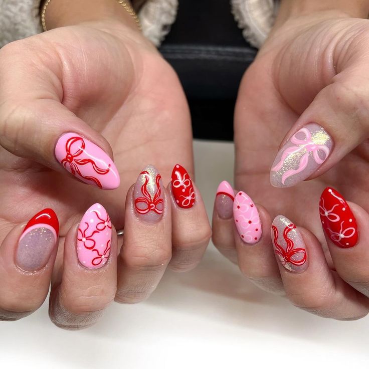 Cute Christmas Nail Ideas For Teens, Nail Inspired Christmas, Christmas Nails Girly, Pink Tulip Nails, Bow Valentines Nails, Nail Art Winter Designs, Christmas Bow Nails Design, Christmas Nails Fun, Nail Ideas Gel Short