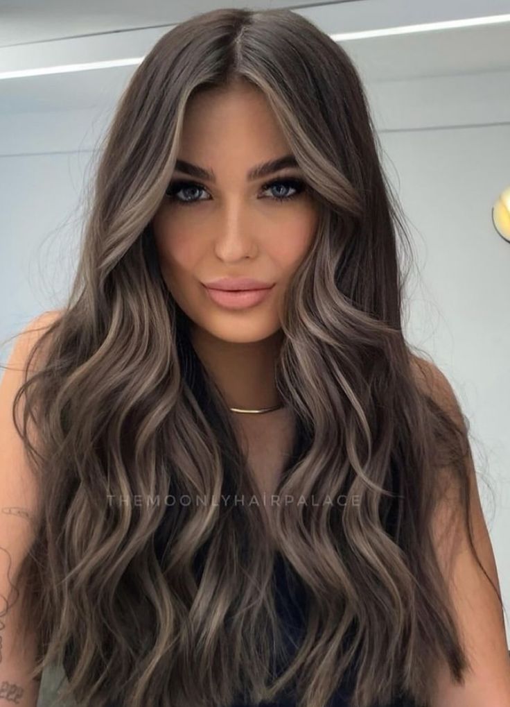 Soft Dark Brown Balayage, Ashy Brown Balayage On Dark Hair, Dark Brown Hair With Babylights Balayage, Brown Balayage Ashy Brown, Dark Hair And Green Eyes Woman, Dark Hair Colour Ideas Brunettes, Ashy Brunette Hair Balayage, Smokey Balayage Brunettes, Dark Brown Hair Money Piece Highlights