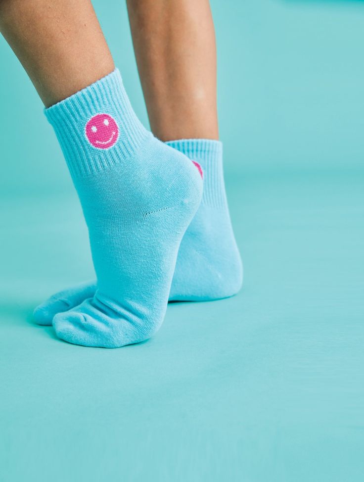 Iscream Happy Feet Socks Playful Fitted Cotton Socks, Blue Cotton Socks For Summer, Trendy Stretch Blue Socks, Playful Cotton Socks For Summer, Super Soft Cotton Socks, Casual Super Soft Stretch Socks, Fun Blue Cotton Socks, Casual Blue Super Soft Socks, Playful Blue Cotton Socks