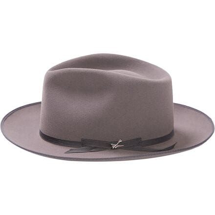 Stetson's fashionable, understated character and high-quality materials can't be beat. The Stratoliner nods to the traveling gentleman, taking its name from the first premium passenger jets and altering the classic fedora style to ensure practicality, even while on the go. With the comfort of an everyday hat, we're tempted to wear this fedora on planes, trains, and on the range. Classic Winter Fedora Panama Hat, Classic Fur Felt Panama Hat For Fall, Classic Gray Flat Brim Hat Band, Classic Gray Hat Bands With Flat Brim, Fitted Fedora With Flat Brim For Travel, Classic Gray Flat Brim Hat, Classic Solid Boater Hat With Flat Brim, Classic Boater Hat With Flat Brim, Classic Solid Fedora With Curved Brim