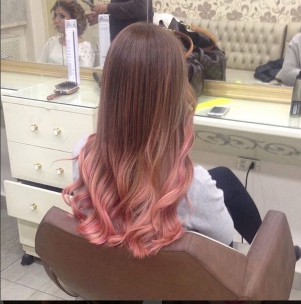 Brown And Pink Hair, Rose Gold Hair Ombre, Pink Blonde Hair, Dip Dye Hair, Korean Hair Color, Girls Short Haircuts, Brown Blonde Hair, Style Party, Hair Dye Colors