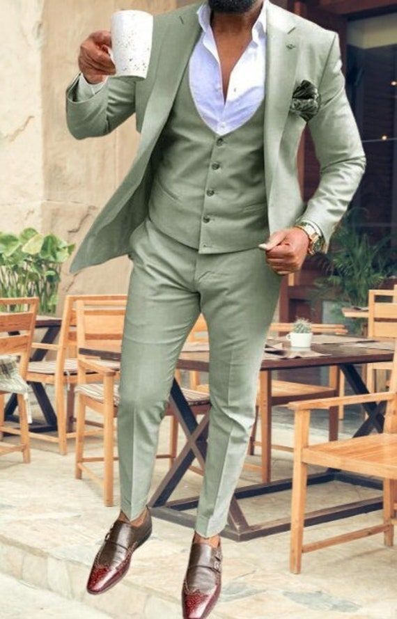 Groom Wedding Suit, Men Suit Wedding, Green Suit Men, Olive Green Suit, Suit Prom, Suits Groom, Stylish Mens Suits, Dinner Suit, Formal Fashion