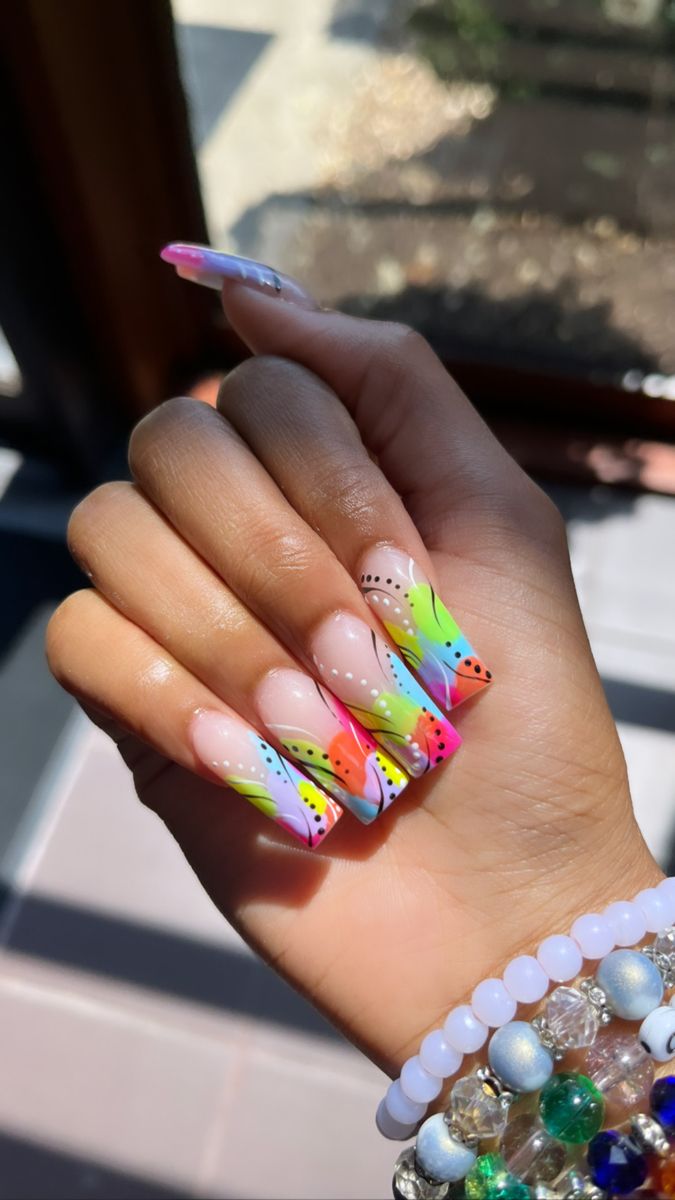 Nail Designs From The Early 2000s, 90s Nails Acrylic Design, 90s Nails Acrylic Black Women Designs, 90’s Inspired Nail Art, Nail Designs 2000 Trends, 90’s Theme Acrylic Nails, Acrylic Nails 90s Inspired, 90s Nail Designs Acrylic, 90s Inspired Acrylic Nails