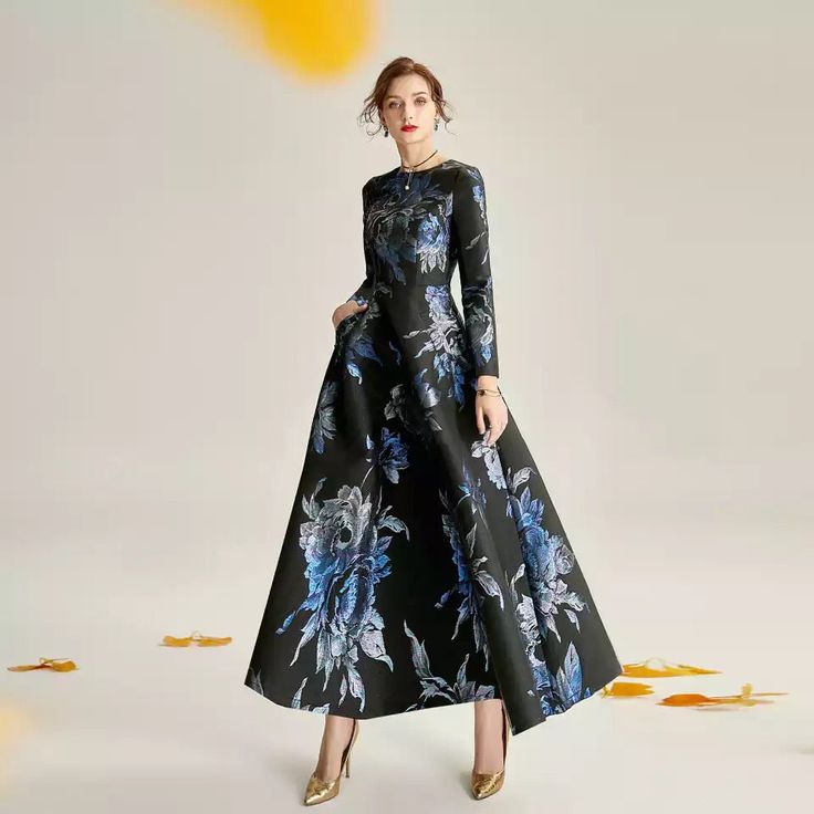 Flare Long Sleeve Maxi Dress Color: Blue, Gold Sizes: 2, 4, 6, 8, 10, 12, 14 Flare Long Sleeve, Dress Slim, Clothing Vintage, Elegant Dresses For Women, Jacquard Dress, Floral Fashion, Sleeve Maxi Dress, Groom Dress, Style Maxi Dress