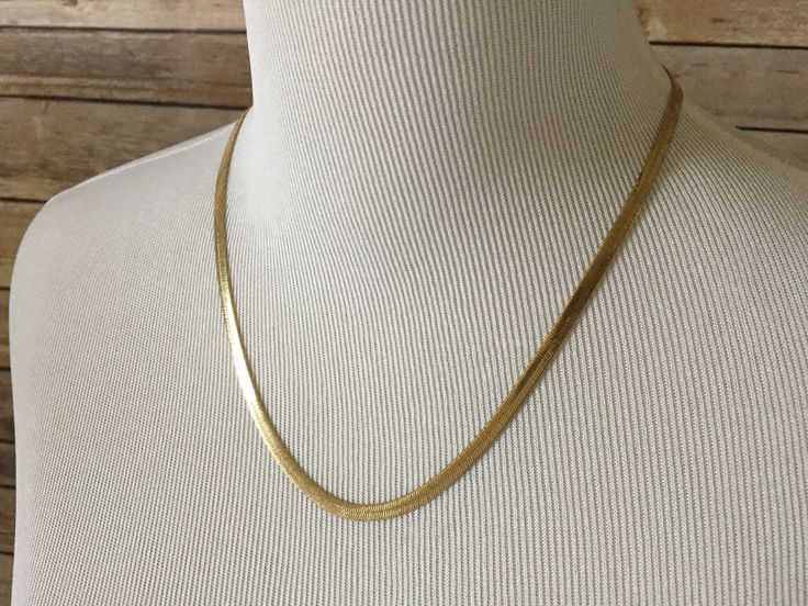 Vintage 14K Herringbone Chain 20 inches and 3 mm 14K Gold | Etsy 10 Grams Gold Chain Design, Nautical Shoes, Neck Art, Photographing Jewelry, 20 Inch Necklace, Gold Chain Design, Silver Flower Earrings, Herringbone Chain, Chunky Earrings