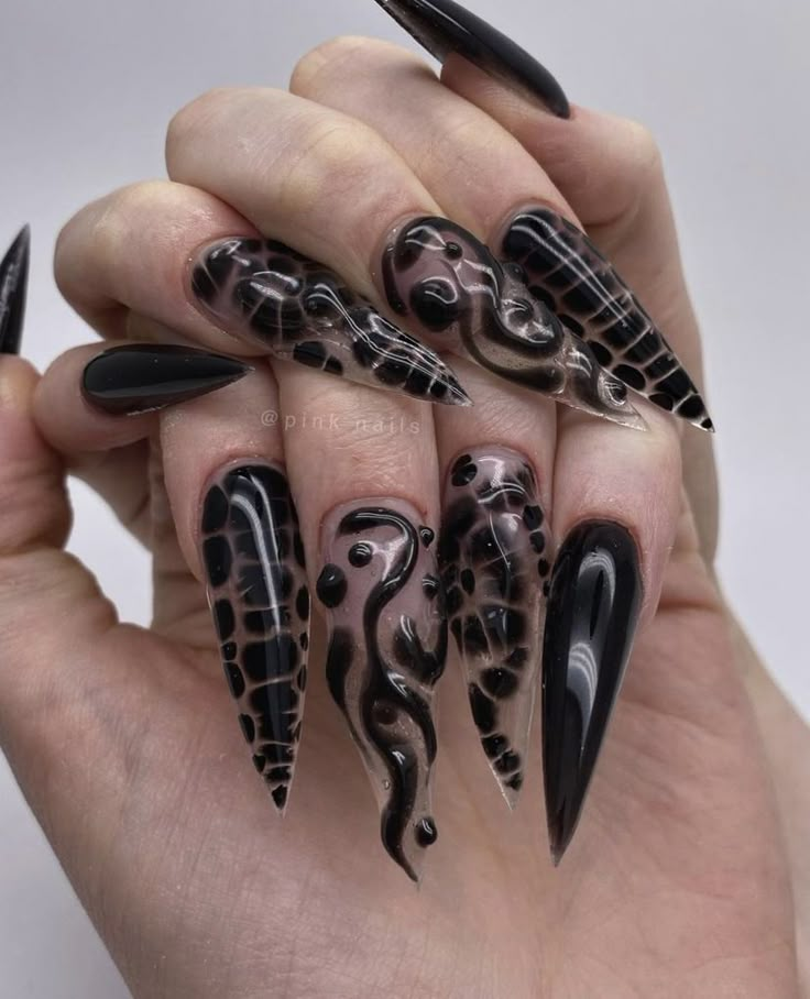 Fur Nails, Nail Sunny, Horror Nails, Holloween Nails, 3d Nail Art Designs, Crazy Nail Art, Gothic Nails, Drip Nails, Edgy Nails