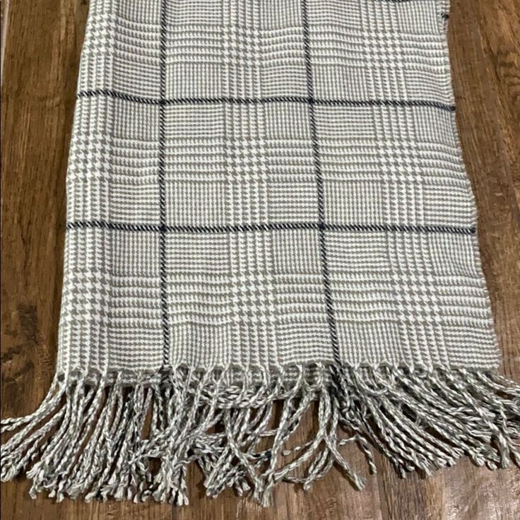 Women’s J Crew Scarf. Never Worn. Excellent Condition. Ikat Scarf, Cashmere Travel Wrap, Polka Dot Scarf, Plaid Blanket Scarf, Checked Scarf, Striped Scarves, Patterned Scarves, Blue Scarf, Grey Prints