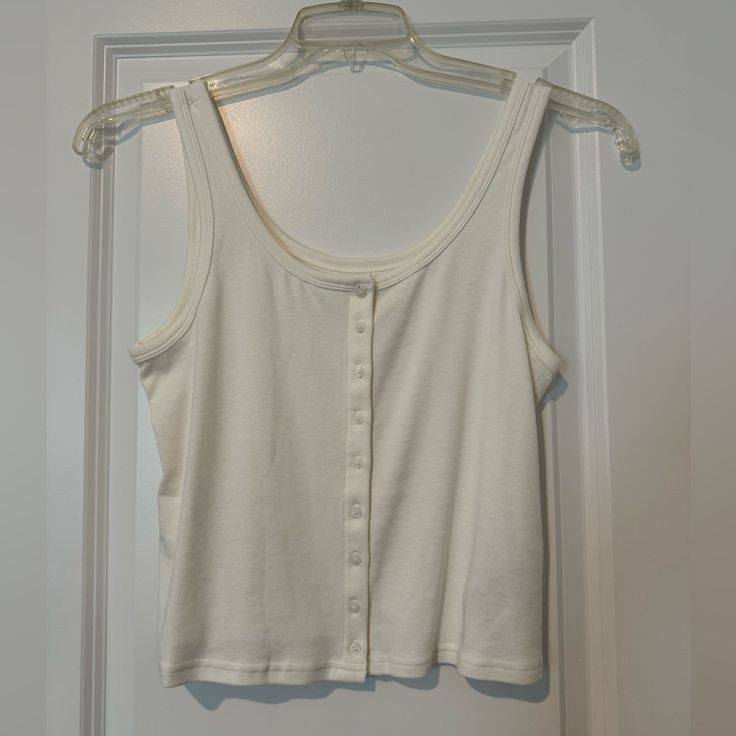 Like New Condition. Marked Large, But Fits Like A Medium. Gap Casual Crop Top For Spring, Casual Gap Crop Top For Spring, Trendy Gap Summer Tank Top, Trendy Gap Tank Top For Summer, Gap Basic Summer Tops, Gap Casual Cotton Crop Top, Gap Tops For Everyday Spring Wear, Casual Cotton Crop Top By Gap, White Gap Tops For Summer