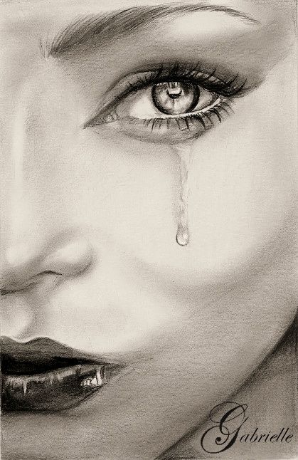 a drawing of a woman's face with tears on her cheek and the words, cuado hagas liora una mujer