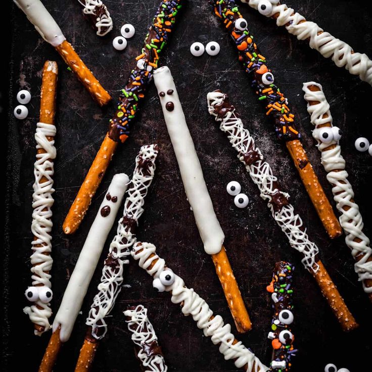 halloween pretzels with googly eyes and sprinkles