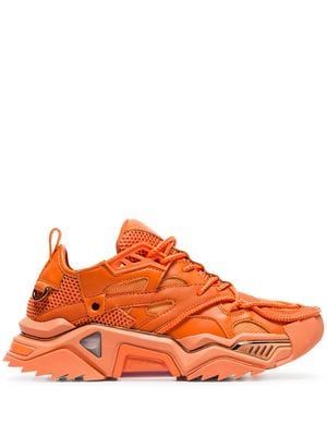 Designer sneakers For Women - Farfetch Calvin Klein Sneakers, Mens Outerwear Fashion, Versace Chain, Trainers For Women, Calvin Klein 205w39nyc, Dad Sneakers, Designer Trainers, Golden Goose Deluxe Brand, Sneakers For Women