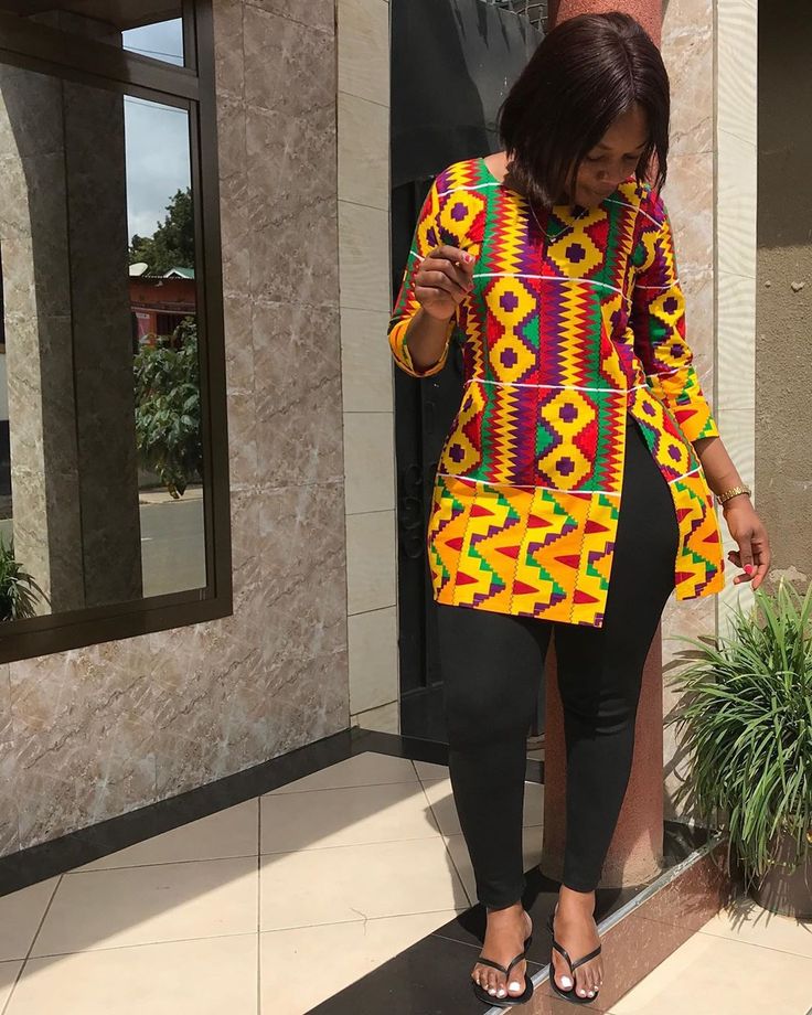 Ankara Trending Styles #2019 African Design Blouses, Ankara Shirt For Ladies, Kitenge Blouses For Women, Ankara Top Designs For Ladies, Kitenge Tops For Ladies, Kitenge Blouse Designs, Kitenge Tops Designs, Ankara Trending Styles, Ankara Top Designs