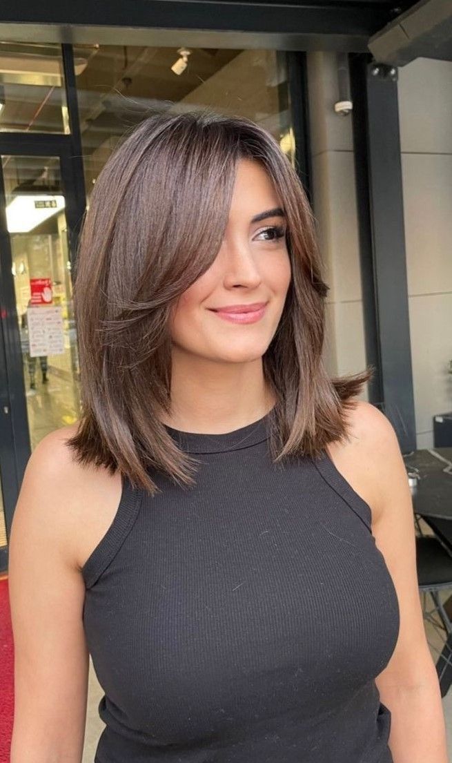 Medium Hair Styles 2023, Hairstyles For Medium Length Hair 2023, 2023 Medium Haircuts, Short Hair Cuts Shoulder Length, Shoulder Length Hair 2023, Butterfly Haircut Short Hair Straight, Hair Cuts 2022 Trends Short, Trendy Hair Cuts For Medium Hair, Curve Cut Hair 2023