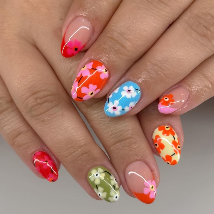 Que hermosa 😍😍🌸🌼 Structured gel mani: $65 Intricate designs x10: $35 Total: $100 #nails #gelnails #retronails #70snails #cutenails #clarksvillenails #nashvillenails #nailart Nails Retro, Fruit Nails, Beach Nail Art, Nails Colorful, Retro Nails, Anime Nails, Gel Mani, Colorful Nails, Keep Growing