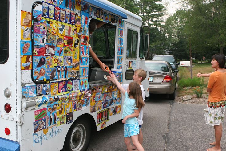 Growing Up In The 2000s, Ice Cream Trucks, Nostalgia 2000s, 2000s Baby, Nostalgic Pictures, Nostalgia Core, Nostalgia Aesthetic, Childhood Memories 2000, Funny Feeling