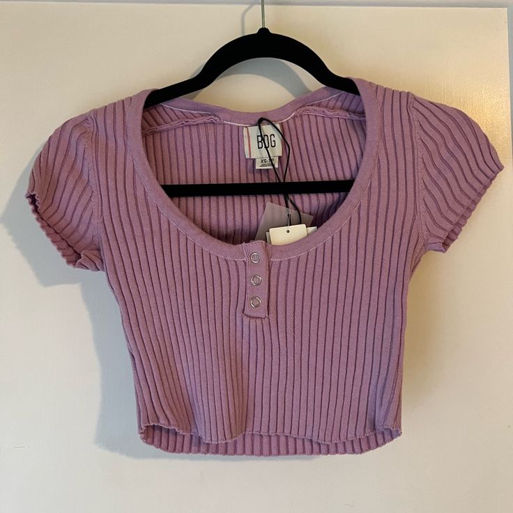 Purple Button Crop Top Purple Shirt Outfit, Purple Wardrobe, Purple Shirt Outfits, Purple Top Outfit, Dark Purple Top, Pastel Crop Top, Top Lila, Button Crop Top, Purple Tops