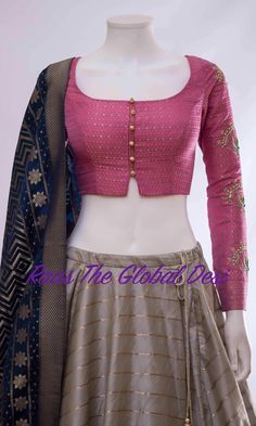 #BRIDALLEHENGA #Indianclothing #MEHENDI #SAREE #CHANIYACHOLI #LEHENGA #GOWN #CHANIYACHOLIDESIGN #INDIANCLOTHES Choli Blouse Design, Cotton Blouse Design, Full Sleeve Blouse, Saree Blouse Neck Designs, New Saree Blouse Designs, Lehenga Blouse Designs, Sari Blouse Designs, Indian Saree Blouses Designs, Blouse Designs Indian