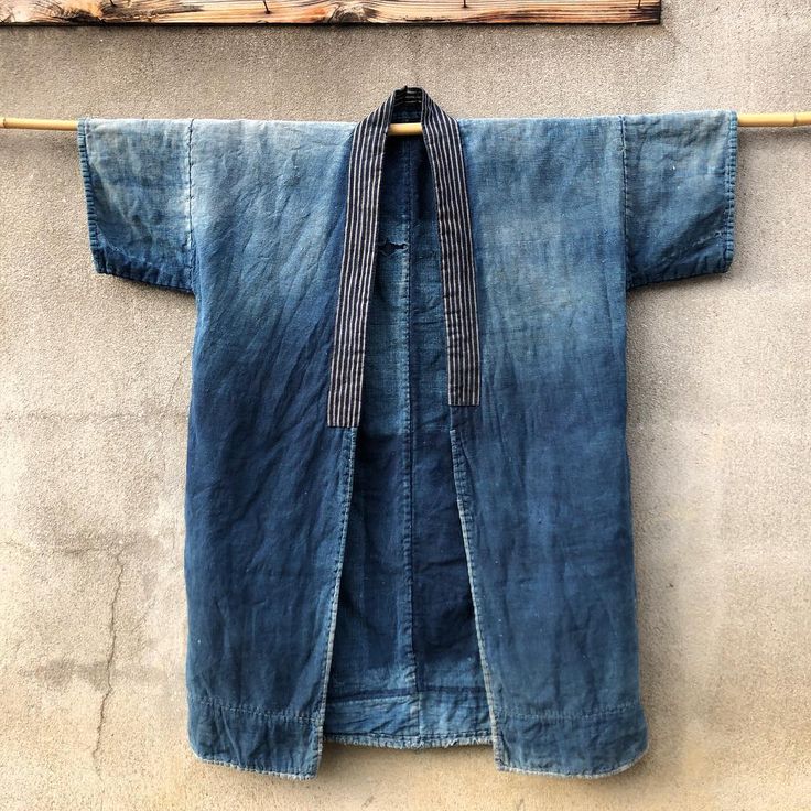 No photo description available. Patchwork Coat, Mode Kimono, All Jeans, Japanese Textiles, Dusters, Upcycled Denim, Recycled Denim, Kimono Jacket, Kimono Fashion