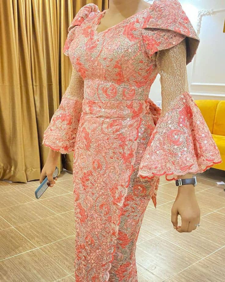 Lace Style For Introduction, Nigeria Introduction Dress For Bride, Introduction Styles Lace, Lace Bride Dress, Introduction Dress For Bride, Komole Style For Bride, Introduction Styles For Bride, Bride Traditional Dress Nigeria, Owanbe Styles For Lace 2023