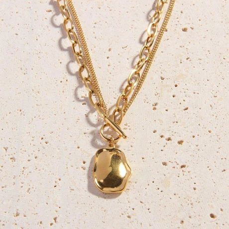 *NEW IN Details: Total length :50cm Pendant 2.5cm x 1.6cm 18k Gold Plated FREE Insured Shipping (Worldwide)