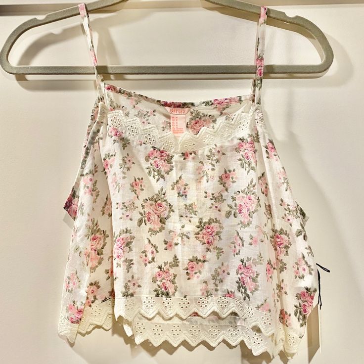 Forever21 Brand - New With Tags -Cropped/Boxy Fit -Somewhat Sheer -Linen Material -Measurements In Photos Feminine Spring Crop Top For Vacation, Feminine Spring Vacation Crop Top, Floral Print Crop Top For Spring Brunch, Feminine Cotton Crop Top For Vacation, Pink Cropped Crop Top For Spring, Cute Floral Print Crop Top For Summer, Floral Print Cotton Crop Top For Summer, Cute Cotton Crop Top With Floral Print, Cute Cotton Floral Print Crop Top