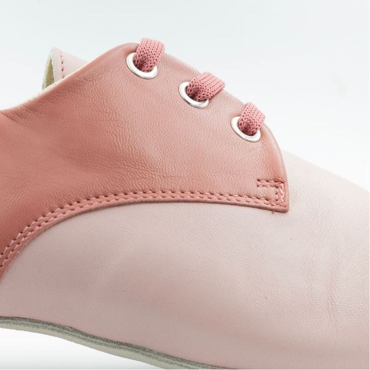 Women's shoe made of very soft nappa leather in two shades of pink: a peach pink and a powder pink. 25 mm covered heel, extremely flexible buffalo sole ideal for dancers who want to lead or for long technique lessons. Leather Suede sole Handmade in Italy We make every effort to provide accurate product images. Actual colors may vary due to your device screen settings, lighting conditions during image taking, and slight differences in leathers and materials. Leather Dance Shoes With Removable Insole For Galas, Pink Leather Closed Toe Shoes With Rubber Sole, Pink Closed Toe Dance Shoes For Spring, Pink Round Toe Dance Shoes For Spring, Spring Pink Leather Shoes With Rubber Sole, Pink Round Toe Ballet Dance Shoes, Pink Ballet Dance Shoes With Round Toe, Pink Leather Slip-on Shoes With Leather Sole, Spring Dance Shoes With Leather Sole And Almond Toe