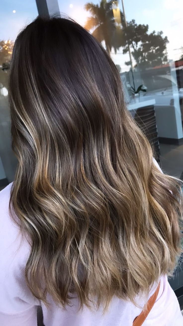 Mousy Brown Hair With Babylights, Babylights Brunette Dark Natural, Subtle Brunette Babylights, Light Brown Hair With Babylights Subtle Balayage, Subtle Bayalage Light Brown, Bangs And Balayage, Baby Highlights, Babylights Hair, Hair Foils