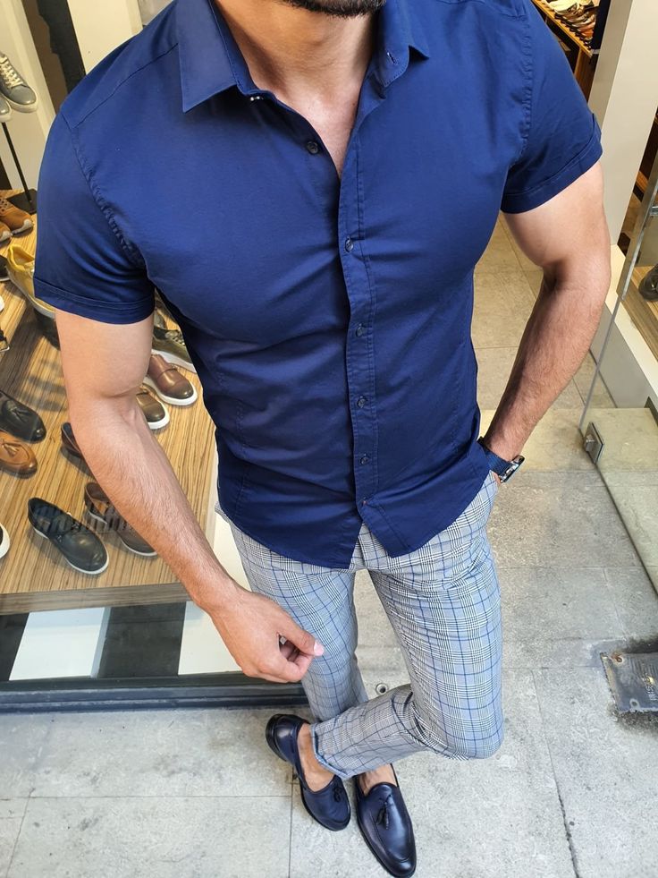 Collection: Spring – Summer 2020 Shirt Material: 97% cotton, 3% elestan Available Size: S-M-L-XL-XXL Machine Washable: No Fitting: Slim-Fit Package Include: Shirt Only Dry Clean Only Blue Slim Fit Top With Pockets, Blue Fitted Short Sleeve Dress Shirt, Slim Fit Shirt With Spread Collar For Summer, Casual Collar Cotton Dress Shirt For Summer, Casual Cotton Dress Shirt With Pockets, Fitted Collared Shirt, Casual Style, Casual Fitted Collared Shirt, Fitted Casual Collared Shirt, Navy Stretch Cotton Tops