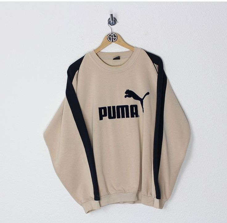 vintage puma sweatshirt Adidas Vintage Hoodie, Puma Clothes, Puma Fashion, Vintage Adidas Sweatshirt, Pull Vintage, Puma Outfit, Puma Hoodie, Vintage Nike Sweatshirt, Vintage Puma