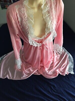 Vintage Bernette Pink Lace Peignoir Robe Nightgown Nylon Lingerie Set S | eBay Fitted Sheer Nightgown With Long Sleeves, Sheer Stretch Sleepwear For Spring, Bubble Gum Pink, Vintage Lingerie, Sleepwear Robe, Bubblegum Pink, Pink Lace, See Pictures, Bubble Gum