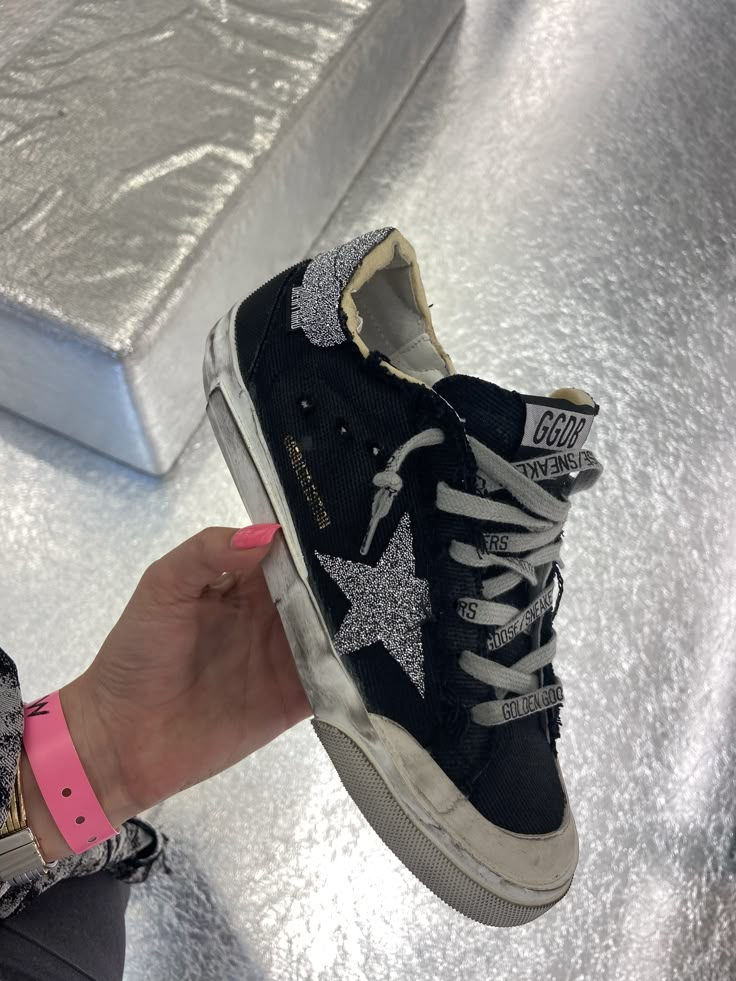 Golden Goose Sneakers Fake, Golden Goose Sneakers Customized, Golden Goose Sneakers Black, Customized Golden Goose, Golden Goose Sneakers Glitter, Golden Goose, Converse Sneaker, Converse, Sneakers