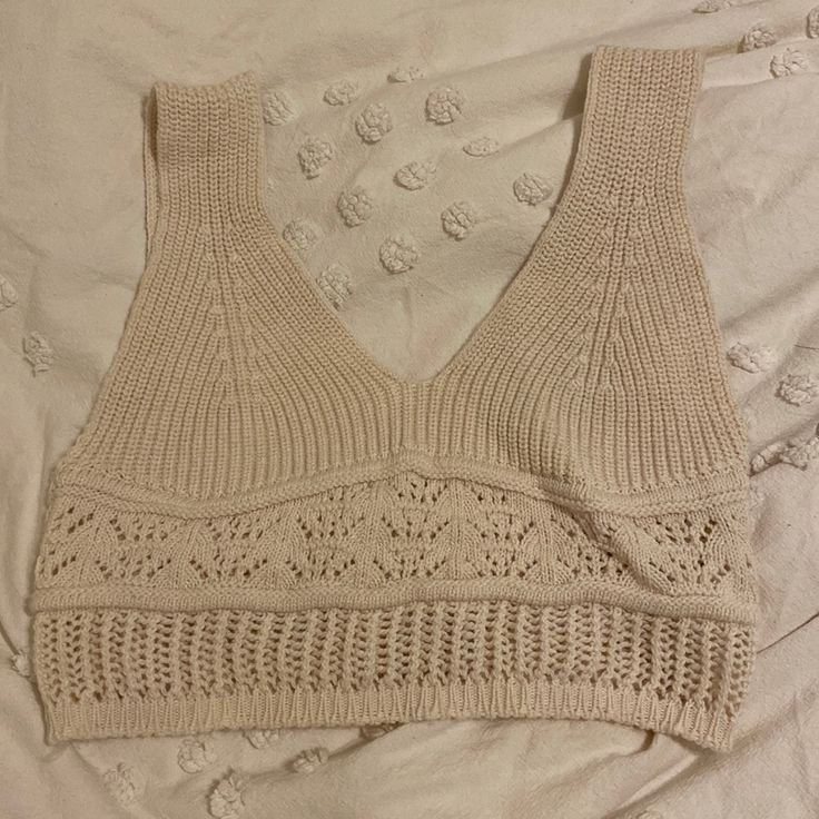 Bought In Italy, Never Worn Beige Seamless Knit Top, Seamless Beige Knit Top, Beige Stretch Knit Crochet Top, Casual Seamless Crochet Top For Spring, Knit Top, In Italy, Womens Tops, Italy, Tank Tops