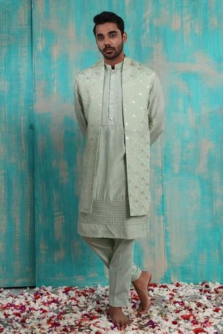 Shop for Smriti by Anju Agarwal Green Kavan Silk Bundi And Kurta Set for Men Online at Aza Fashions Layered Kurta, Kurta Cotton, Gents Kurta, Pista Green, Silk Pant, Nehru Jackets, Kurta With Pants, Kurta Designs, Kurta Set