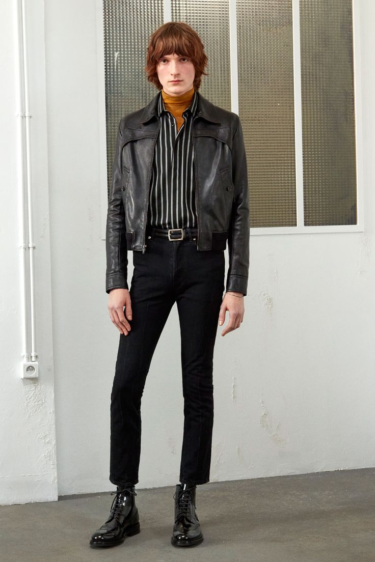 Saint Laurent Pre-Fall 2019 Collection - Vogue All Saints Style Mens, Rock Style Outfits Men, Rockstar Style Men, Rockstar Outfit Men, Men Fashion Trends, 70s Mens Fashion, Saint Laurent Menswear, Rock Style Men, Streetwear Outfit Ideas