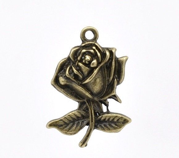 10 followers Pendant motif: roses Color of the roses: bronze approx. 25mm x 17mm Differential taxation according to Section 25a UStG The invoice amount includes VAT, which is not shown separately St Pierre And Miquelon, Rose Pendant, Bronze Pendant, Antique Roses, Bijoux Diy, Pendant Design, Flower Charm, Bronze Color, Antique Bronze