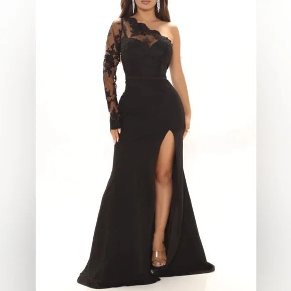 Dresses | One Sleeve Gown | Poshmark Black Dress 40th Birthday, Long Formal Dresses With Sleeves, Black Tie Attire For Black Women, Black Tie Party Outfit Women, Wedding Mom Dress, Black Engagement Dress, Formal Black Dress Outfit, Red And Black Wedding Dress, Formal Black Dress