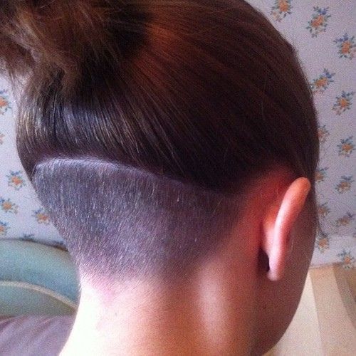 Undercut Long Hair, Half Shaved, Gorgeous Hairstyles, Shaved Nape, Hair Tattoos, Undercut Hairstyles, Shaved Hair, Health Blog, Hair Envy