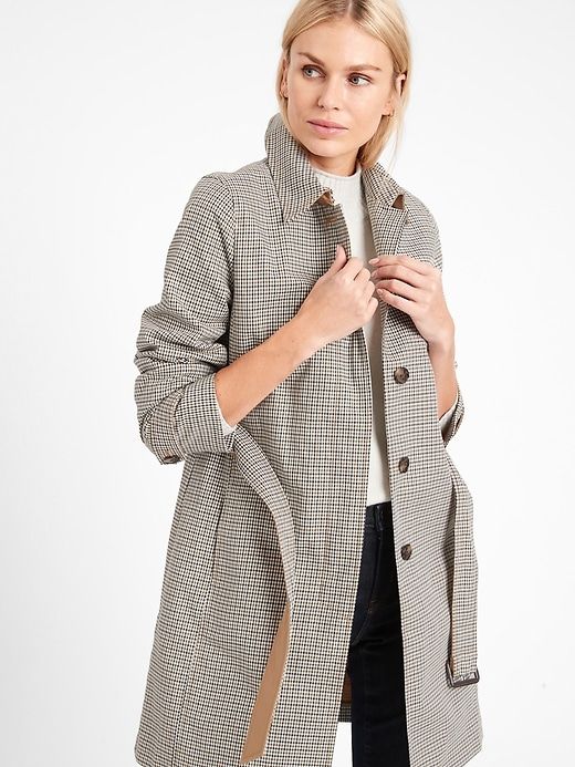 Plaid Cotton Rain Coat | Banana Republic Fall Rain Jacket, Mac Jacket, Raincoat Outfit, Preppy Fall Outfits, Preppy Fall, Feminine Fashion, Cotton Coat, Rain Coat, Professional Fashion