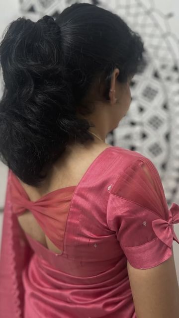 Hands For Kurti Designs, Blouse Designs Indian Back, Loose Hands Blouse Designs, Blouse Sleeves Design For Silk Saree, Simple Fancy Saree Blouse Designs, Bow Neck Blouse Designs, New Latest Blouse Back Design, Suit Back Design Neck Pattern, Plain Blouse Back Designs