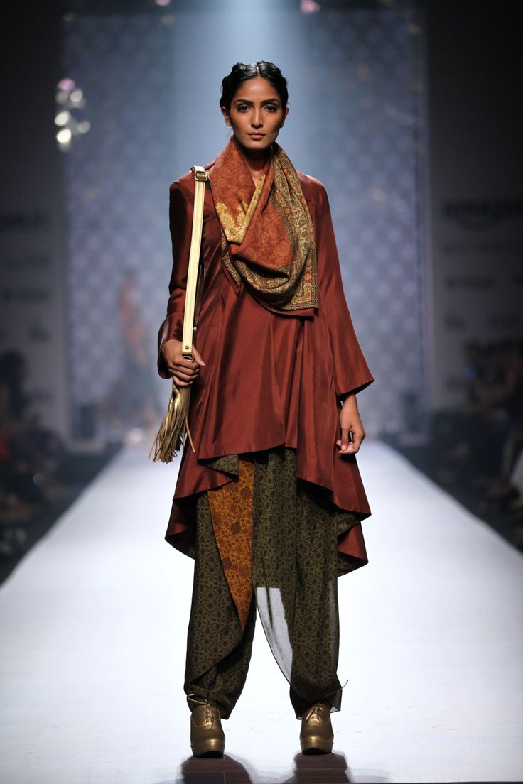 Maroon asymmetric jacket kurta with mustard and olive grreen printed dhotis and maroon printed stole available only at Pernia's Pop Up Shop. Historical Indian Clothing, Fantasy Indian Clothing, Desert Mouse, Hindu Clothing, Indian Women Clothing, Asian Clothing, Thai Fashion, India Clothes, Ethno Style