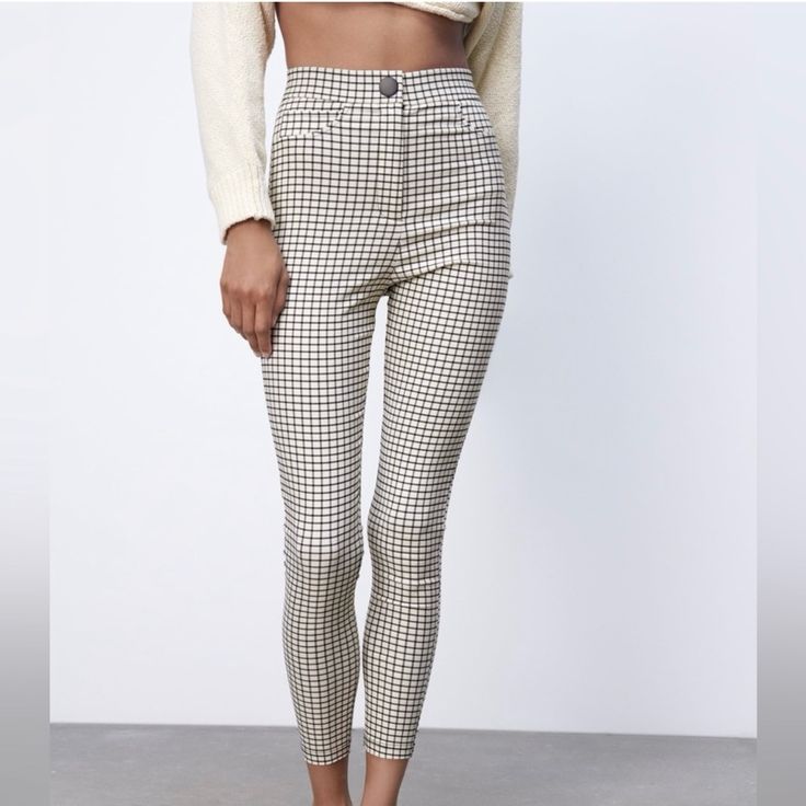 Zara Nwot Cream Ivory & Black Checkered Checked High Waist Skinny Pants Size Xl New Without Tags Cream Ivory With Black High Rise Skinny Pants Stretchy Zip Snap Opening Faux Front Pockets Small Pocket Near Waist Ankle Length Checked Or Checkered Pattern 75% Viscose 16% Nylon 5% Polyester 4% Elastane Machine Wash Approx. Measurements Laying Flat Are: Waist16.5” Inseam27” Rise13” New Without Tags, From My Smoke And Pet Free Home Reasonable Offers Are Always Considered. Check Out My Closet To Find Chic Cream High Rise Pants, Chic High Rise Cream Pants, Chic High Rise Beige Bottoms, Cream High Waist Stretch Pants, Cream Stretch Bottoms For Fall, Cream Color High Waist Stretch Pants, High Waist Stretch Cream Pants, High Rise Cream Pants For Fall, High Rise Beige Pants For Fall