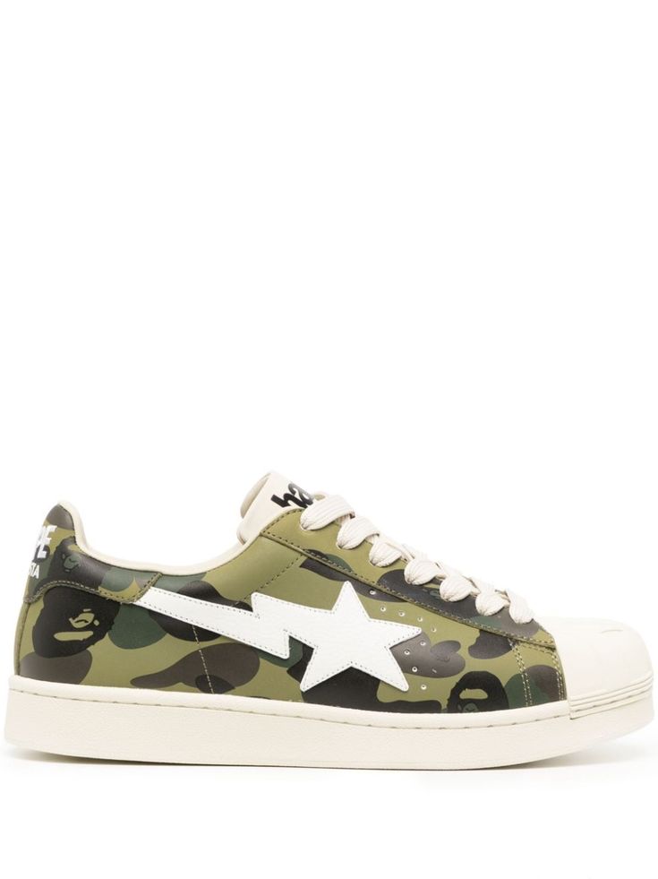 olive green light olive green calf leather camouflage print round toe appliqué detail logo patch at the tongue branded heel counter front lace-up fastening rubber toecap flat rubber sole Green Leather Sneakers With Logo Print, Leather Lace-up Sneakers With Logo Patch, Streetwear Sneakers With Logo Patch And Round Toe, Urban Sneakers With Logo Patch And Round Toe, Green Sneakers With Logo Patch For Streetwear, Green Logo Patch Sneakers For Streetwear, Green Sneakers With Logo Patch And Round Toe, Green Round Toe Sneakers With Logo Patch, Green Low-top Sneakers With Logo Patch