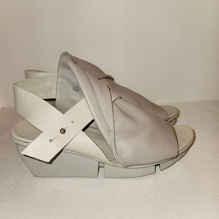 Reposhing This Item I Purchased From @Simplyblessedec. Loved It, But Ready To Rotate For Something New. Questions? Leave A Comment Below! Platform Sandals, Leave A Comment, Something New, Women Shoes, Sandals, Grey, Women Shopping, Color