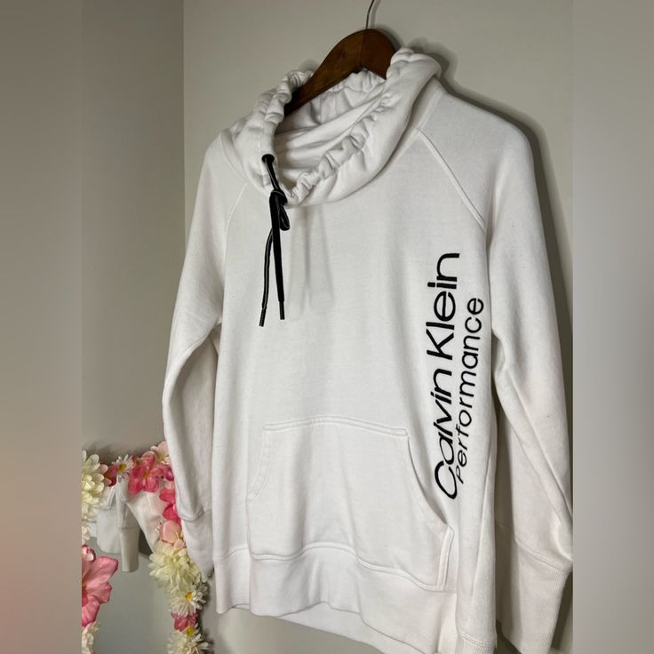 Brand New Calvin Klein Sweater For Men. Size:M Calvin Klein Sweater, Sweater For Men, White Black, Calvin Klein, White And Black, Men Sweater, Man Shop, Black White, For Men