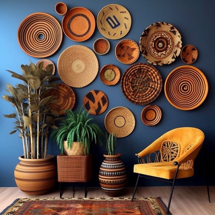 a living room filled with lots of different types of baskets on the wall