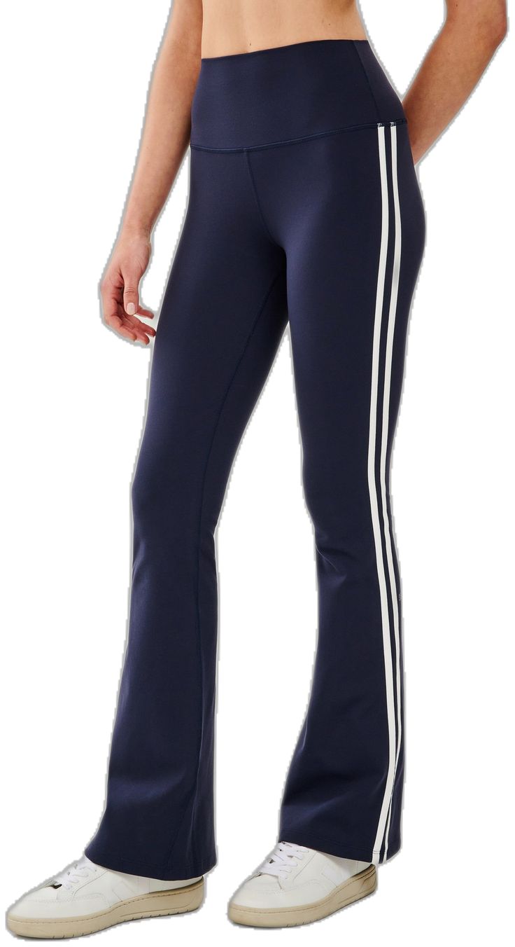 Athleisure Activewear With Contrast Trim For Gym, Fitted Athleisure Activewear With Contrast Trim, Sporty Stretch Activewear With Contrast Trim, Contrast Trim Activewear For Workout, Sports Activewear With Contrast Trim, Sportswear Activewear With Contrast Trim, Sporty Gym Activewear With Contrast Trim, Athleisure Activewear With Side Stripes And Stretch, Stretch Bottoms With Contrast Stripes